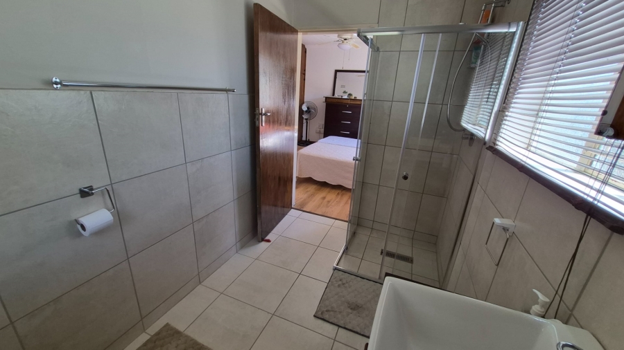 5 Bedroom Property for Sale in Fichardt Park Free State